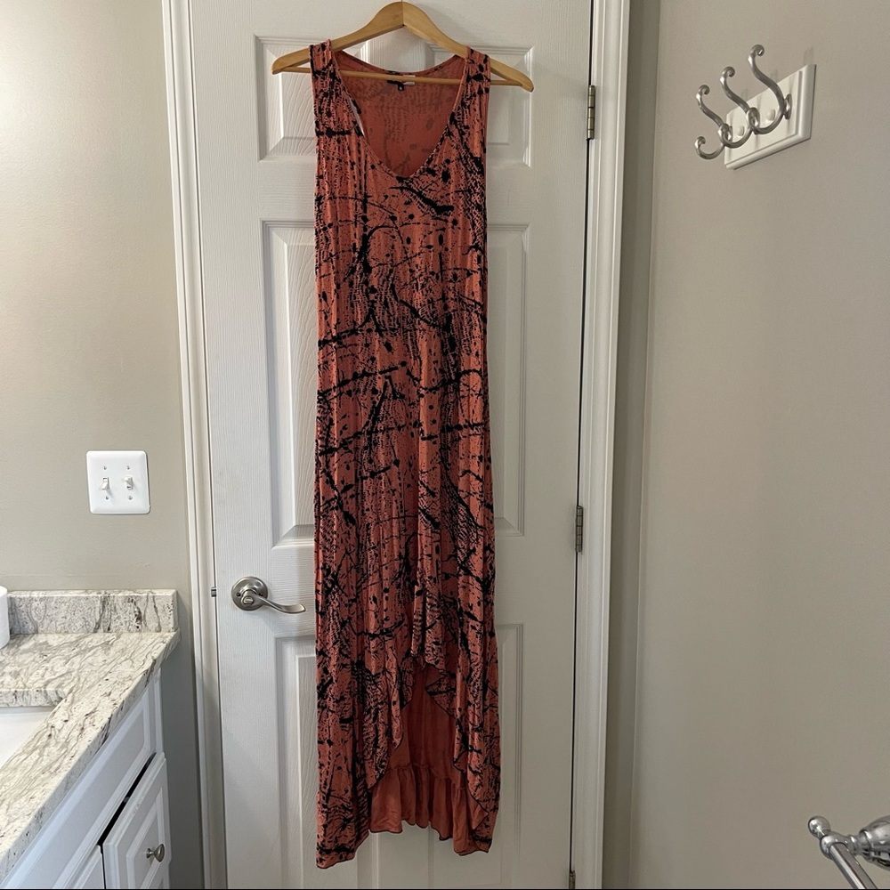 Women’s Stretchy Maxi Dress - Size XL - Like New - High Low Profile
